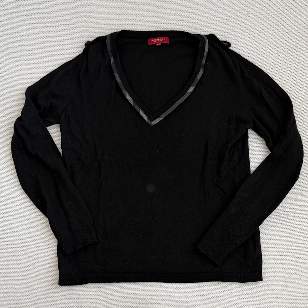 Burberry London V Neck Sweater Black Size 44/Large